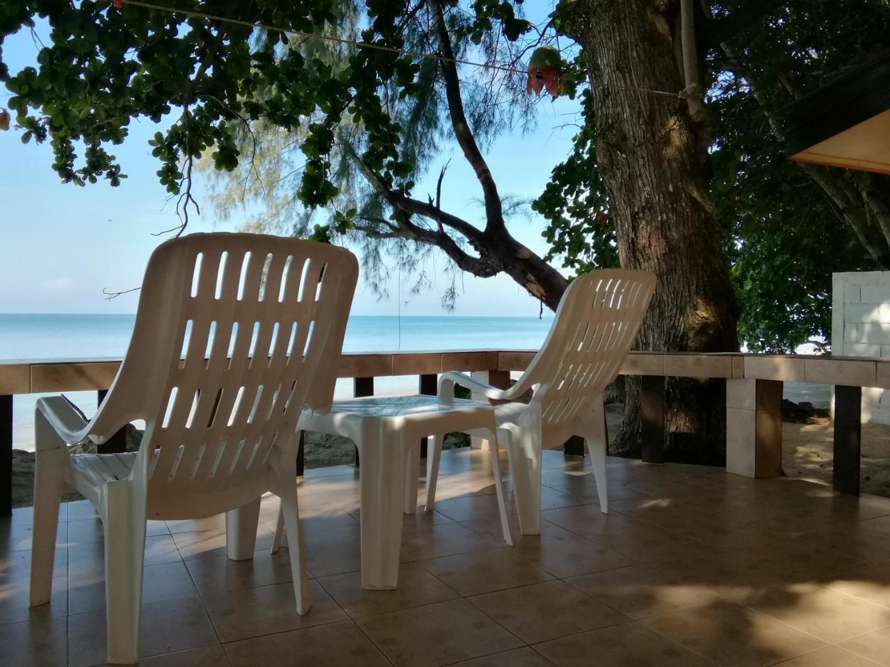 Andaman Beach Resort Кох-Юм Экстерьер фото