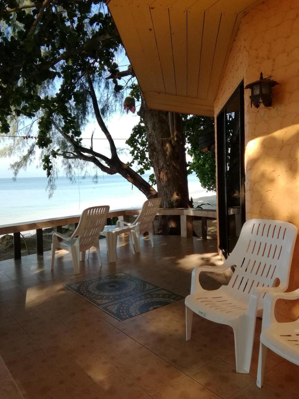 Andaman Beach Resort Кох-Юм Экстерьер фото