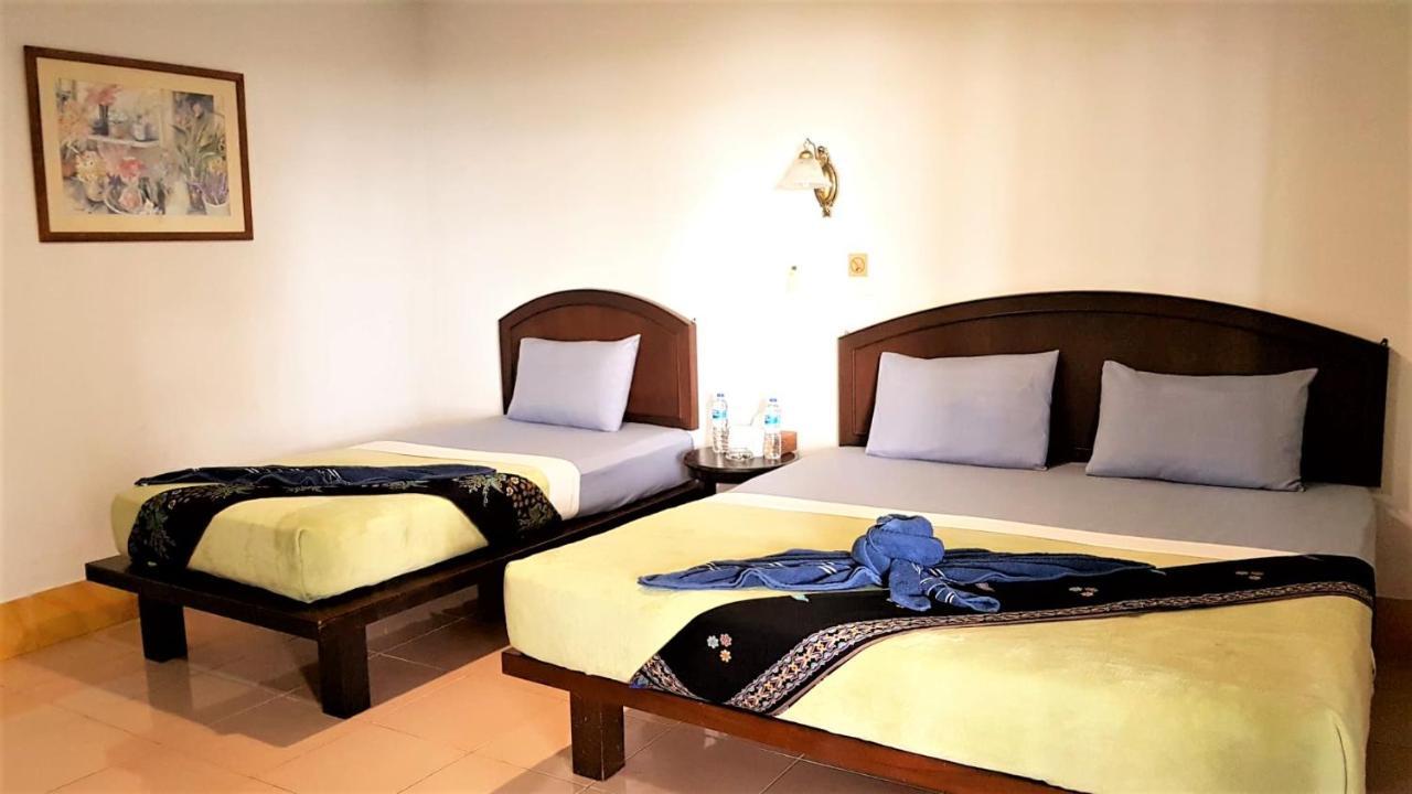 Andaman Beach Resort Кох-Юм Экстерьер фото