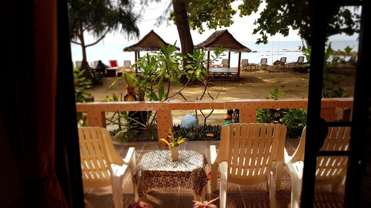 Andaman Beach Resort Кох-Юм Экстерьер фото